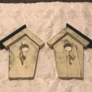 2 birdhouse wall hooks